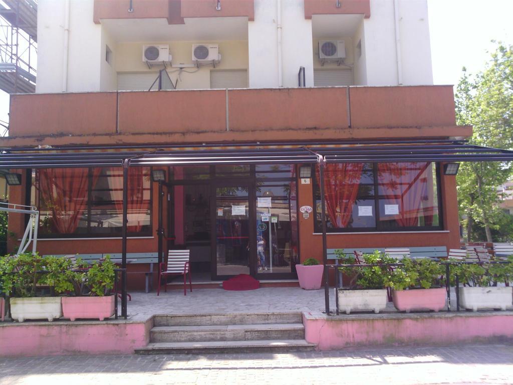 Hotel Rosa Rimini Exterior foto