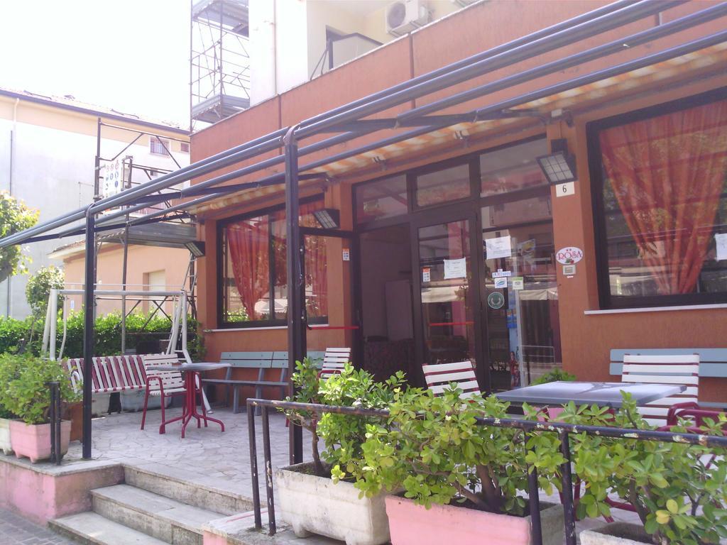 Hotel Rosa Rimini Exterior foto