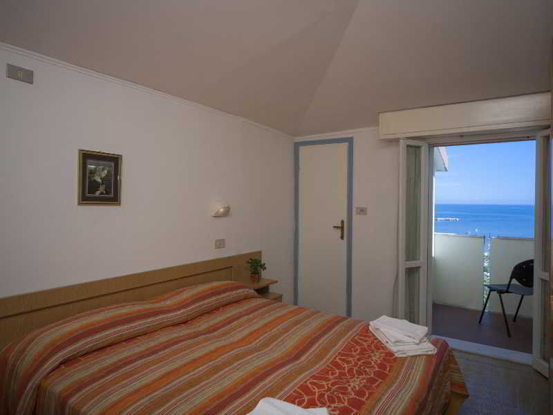 Hotel Rosa Rimini Exterior foto